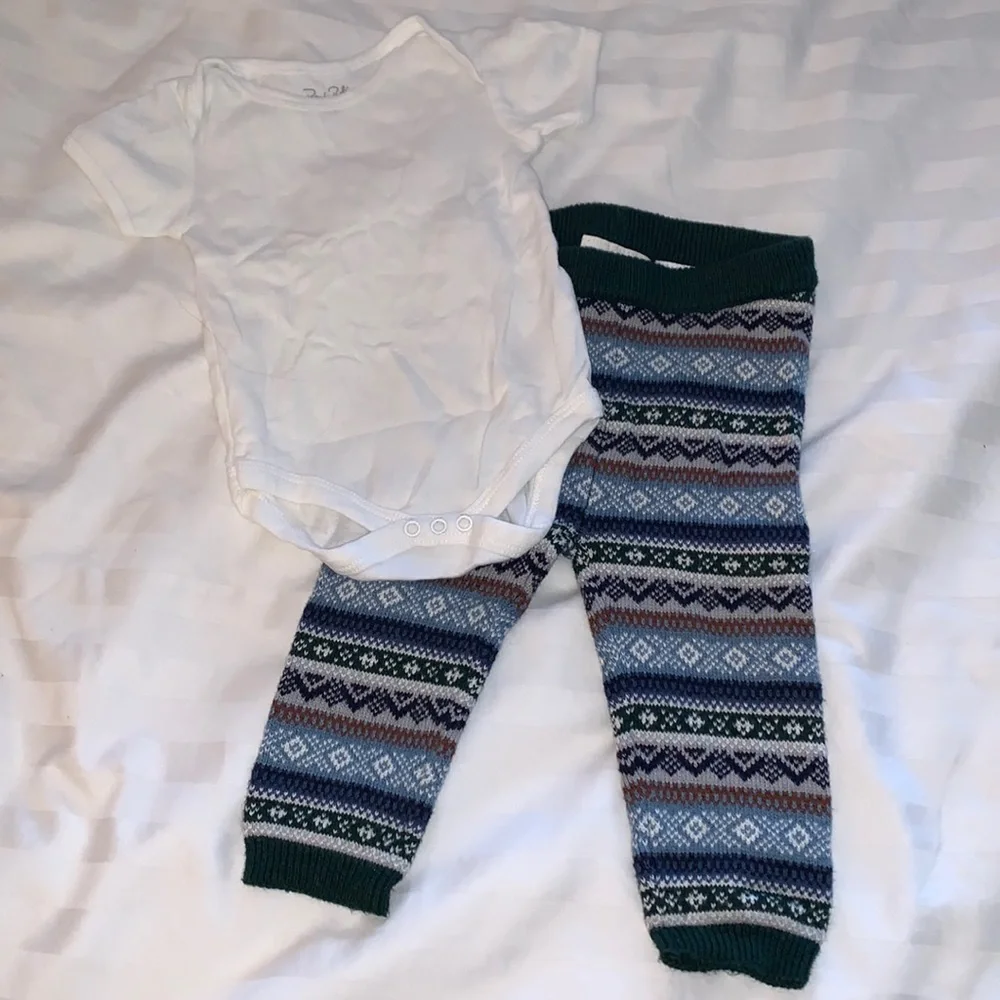Gymboree Knit Pants/Bottoms & Solid White Onesie